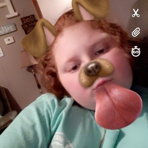 Meet your Posher, Alexis